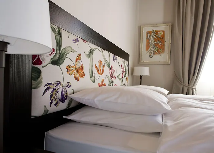 莫罗萨尼施威策霍夫酒店